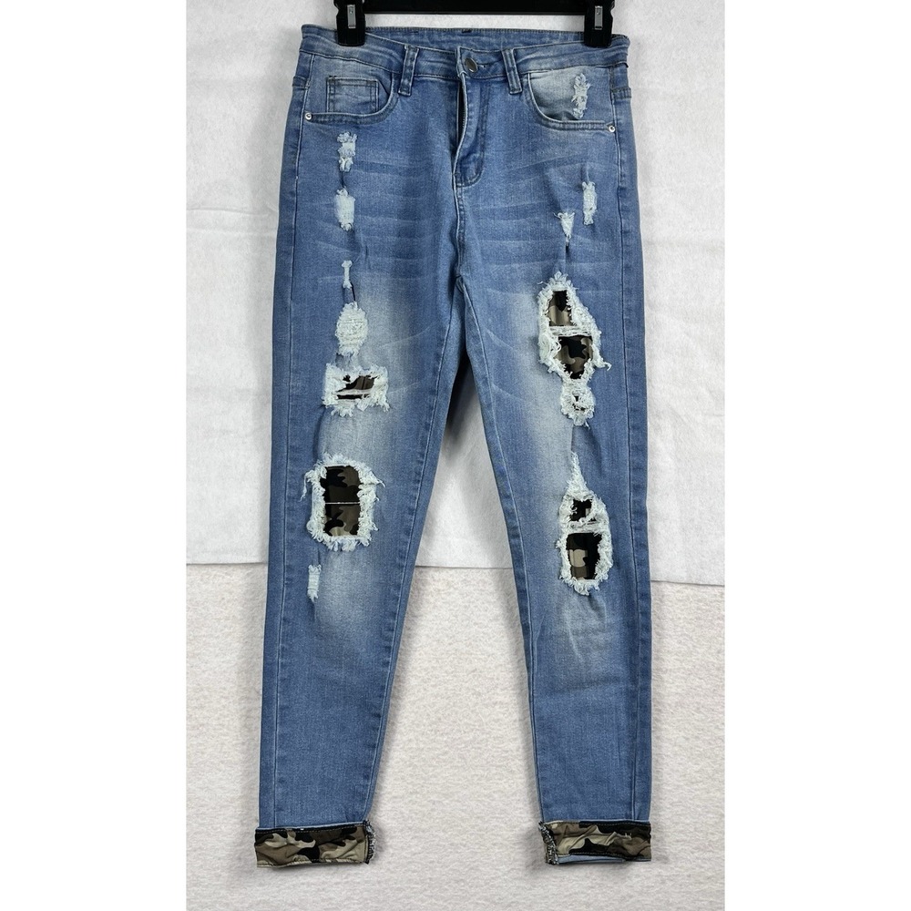NWT Distressed Ripped Skinny Jeans Women Camo Patch Boyfriend Fit Light Wash 26